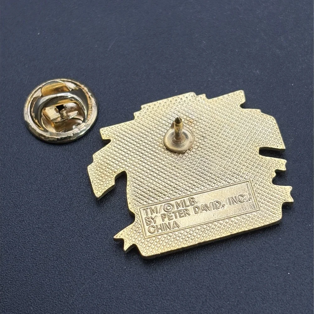 MLB Baseball 1993 Toronto Blue Jays American League Champions Lapel Hat‎ Pin